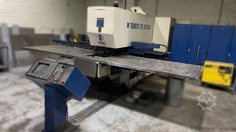 Poinçonneuse CNC TRUMPF Trumatic 260 Rotation
