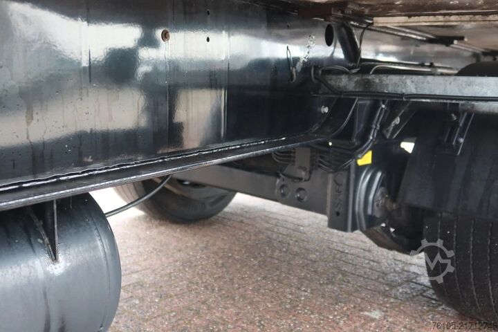 Standard tractor MAN TGM 15.290 Trekker + Heiwo city trailer geisole...