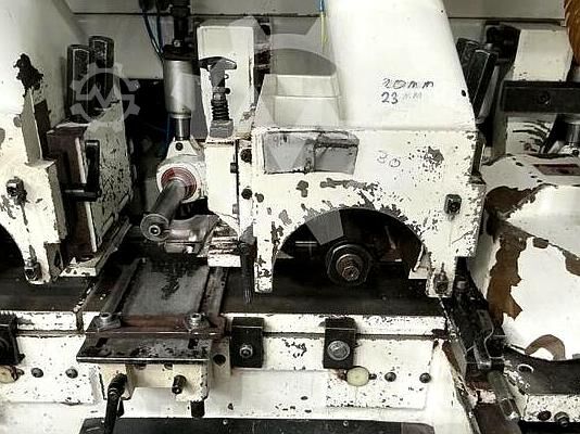 Piallatrice a quattro lati Weihai Linares Concept DL3006