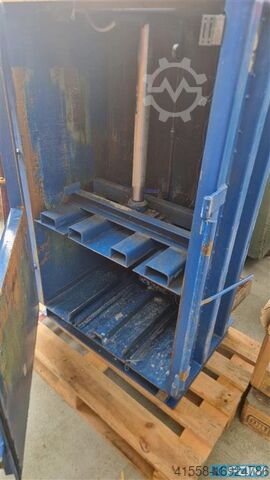 Ballepresser GERÜ Uni 8