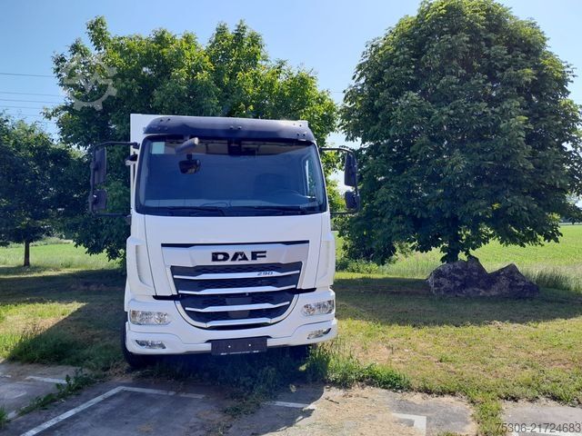 Φορτηγό μεταφοράς ποτών DAF FA XB 290 16t Swing-Board-Aufbau