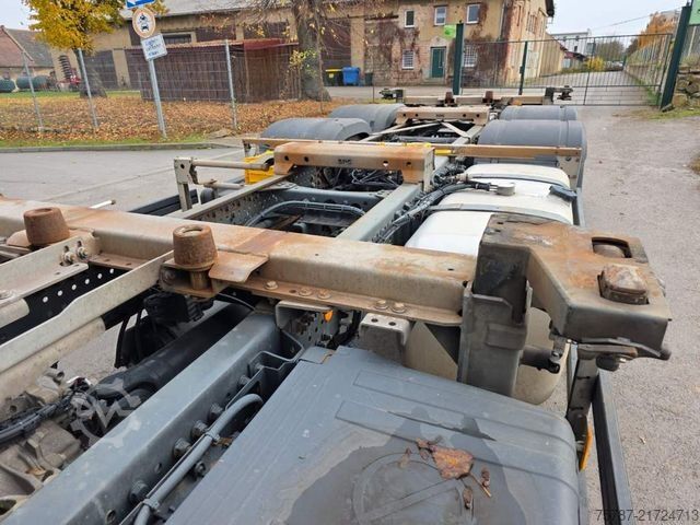 Samochód z wymienną zabudową MERCEDES-BENZ 2545 BDF, Multiwechsler,neue Injektoren+ Ölpumpe