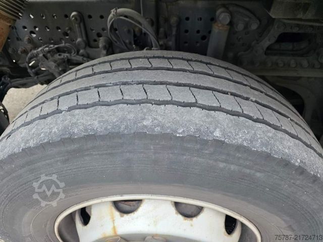 Samochód z wymienną zabudową MERCEDES-BENZ 2545 BDF, Multiwechsler,neue Injektoren+ Ölpumpe