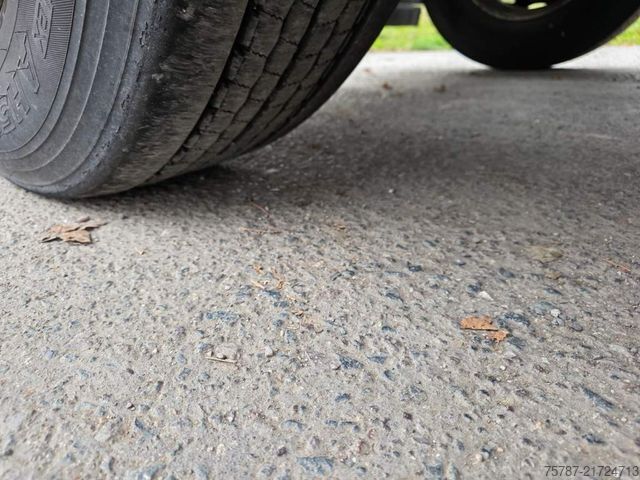 Samochód z wymienną zabudową MERCEDES-BENZ 2545 BDF, Multiwechsler,neue Injektoren+ Ölpumpe