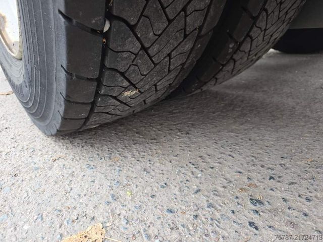 Samochód z wymienną zabudową MERCEDES-BENZ 2545 BDF, Multiwechsler,neue Injektoren+ Ölpumpe