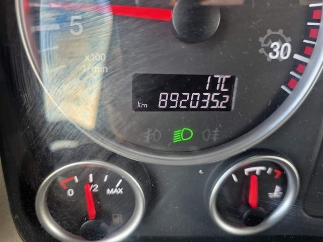 Standardowy ciągnik siodłowy MAN 18.500 TGX, Standklima, Euro 6m Standard