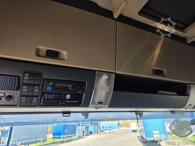 Standardowy ciągnik siodłowy MAN 18.500 TGX, Standklima, Euro 6m Standard