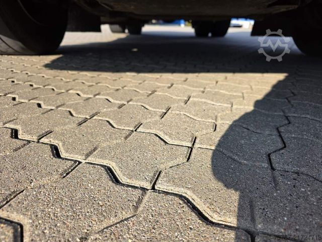 Standardowy ciągnik siodłowy MAN 18.500 TGX, Standklima, Euro 6m Standard