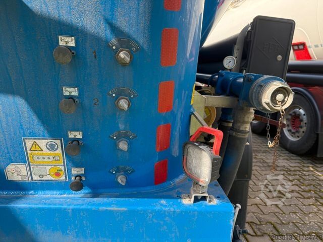 Silo oplegger FELDBINDER Silo Auflieger 56.000 Liter ADR