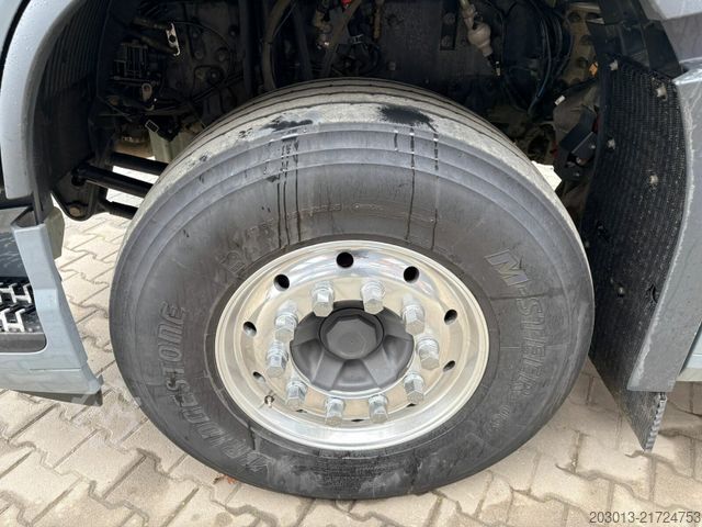 Standaard trekker VOLVO VOLVO FH750 6x4 Euro6 LL SZM Kipphydraulik