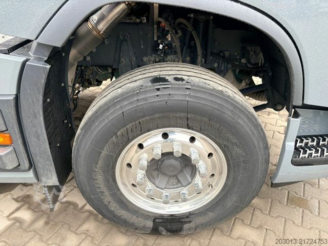 Standaard trekker VOLVO VOLVO FH750 6x4 Euro6 LL SZM Kipphydraulik