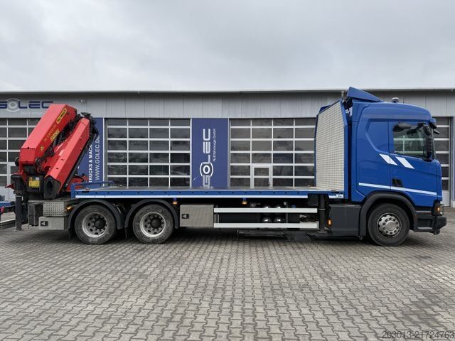 Vrachtauto met open laadbak SCANIA R500 6x4 Pritsche mit Kran Palfinger PK53002 SH