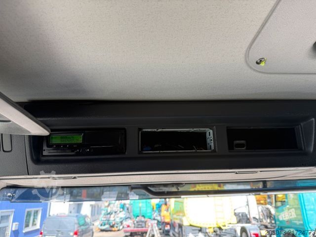 Kiepwagen SCANIA P 410 8x4 Dreiseitenkipper DAUTEL