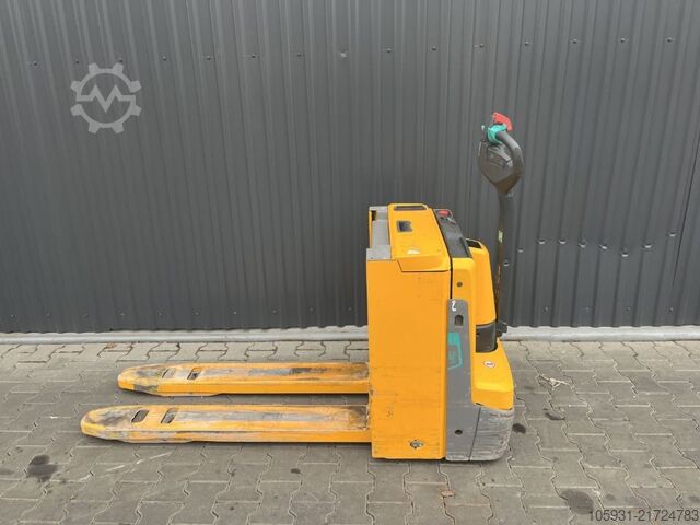Handmatige palletwagen Jungheinrich EJEC20