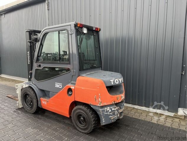 Diesel vorkheftruck Toyota 8FDF30