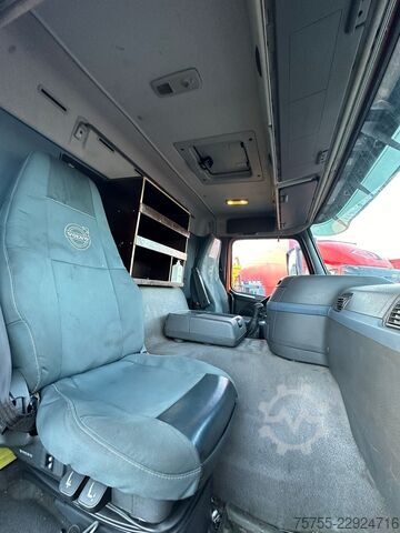 Macara montată pe camion Volvo FM 400  8x4 Pritsche E5 Schalter 