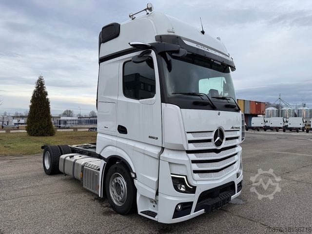 Podwozie ciężarówki MERCEDES-BENZ Actros 1853 L Autotransporter Fahrgestell