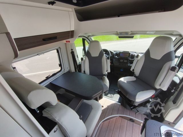 Autocamper VANTOURER Van 600 L , Aufstelldach,Längsbetten,Automatik