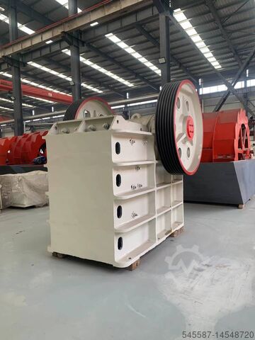 Crushing equipment Stone crushing production line Stone crushing screening plant