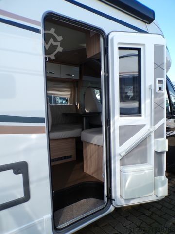 Camping-car semi-intégré BÜRSTNER Limited T IT 726 G Klima, Markise, SAT/TV
