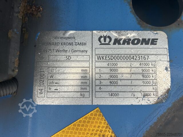  Krone Box Liner / Chassis + 45 Ft High Cube Container...