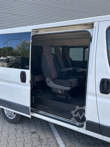  Peugeot Boxer 330 2.2 HDI L1H1 Premium / 204 dkm / 9 Se...
