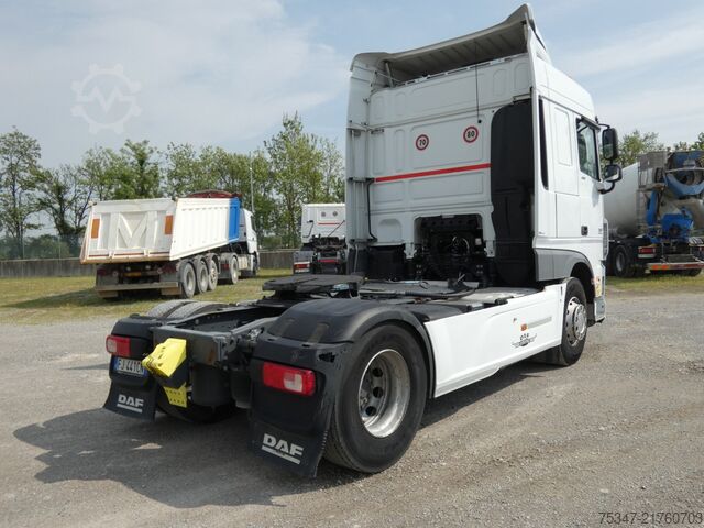 Tractora standard DAF XF 460
