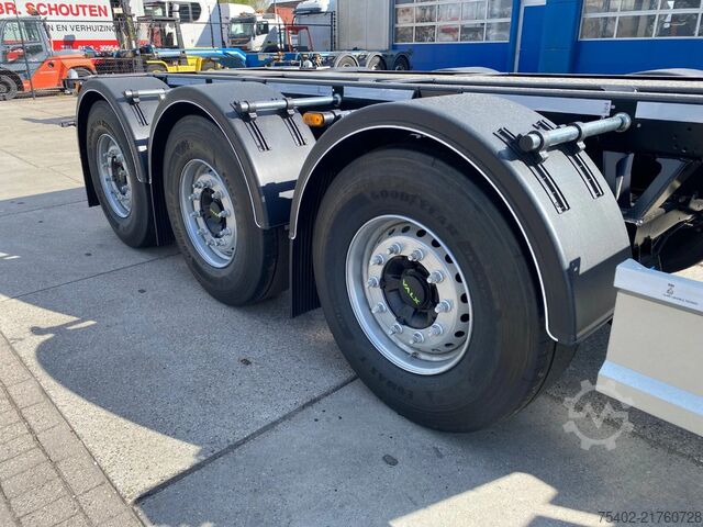 Transportul de containere D-TEC FLEXITRAILER FT-LS-S / 3x Extendable / 1x Lift ...