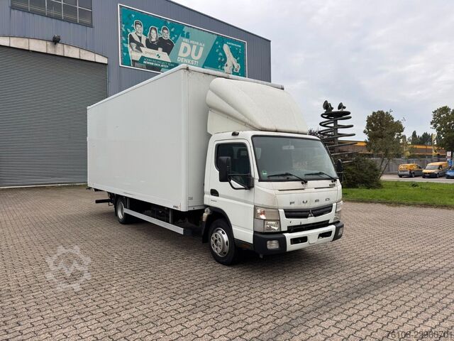 Samochód ciężarowy typu furgon FUSO Canter 7C15 Koffer mit Ladebordwand