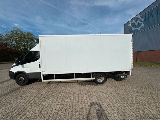 Furgon skrzyniowy IVECO Daily 70C18 Hi-Matic Koffer mit LBW*TÜV neu !*