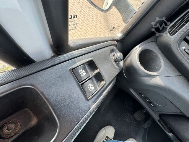 Box van IVECO Daily 70C18 Hi-Matic Koffer mit LBW*TÜV neu !*