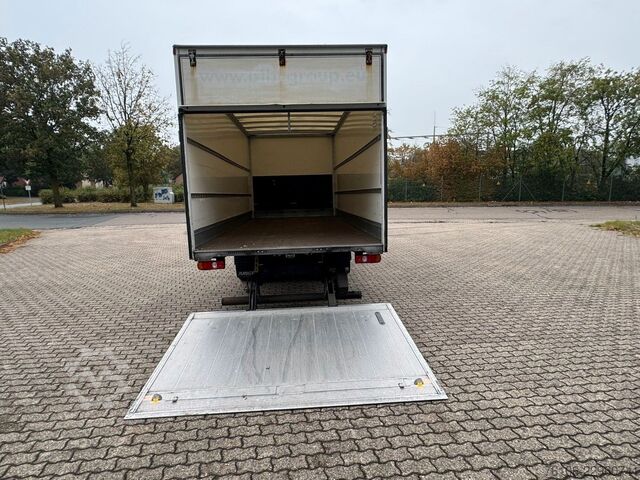 Camion caisson FUSO Canter 7C15 Koffer mit Ladebordwand