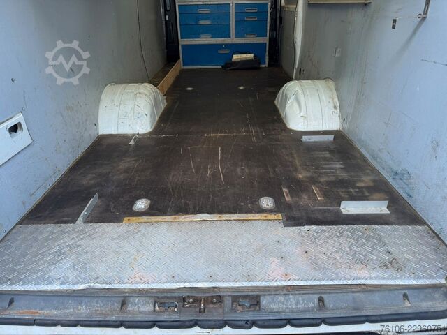 Fourgon surélevé IVECO Daily 50C17 Kastenwagen 3 liter *AHK*