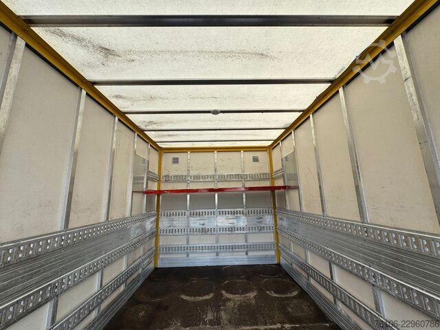 Vrachtwagen met bakwagen RENAULT Master Koffer mit Ladebordwand *Klima*Kamera