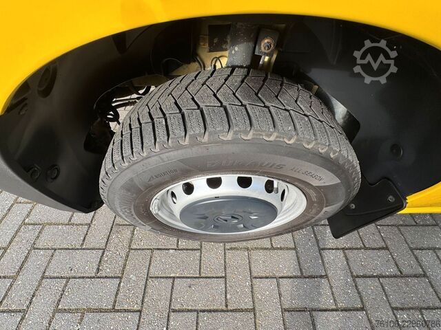 Vrachtwagen met bakwagen RENAULT Master Koffer mit Ladebordwand *Klima*Kamera