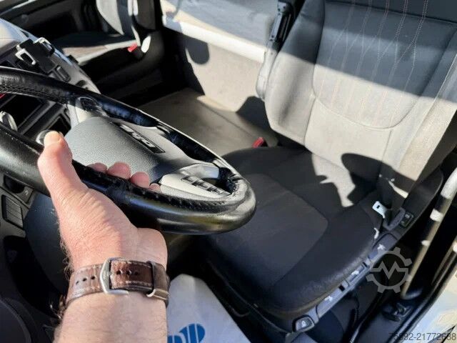 Standard-SZM DAF XF 430 SpaceCab / Euro 6d