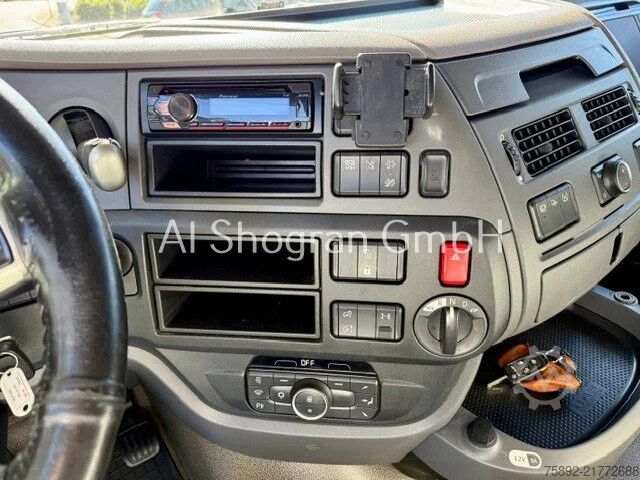 Standard-SZM DAF XF 430 SpaceCab / Euro 6d