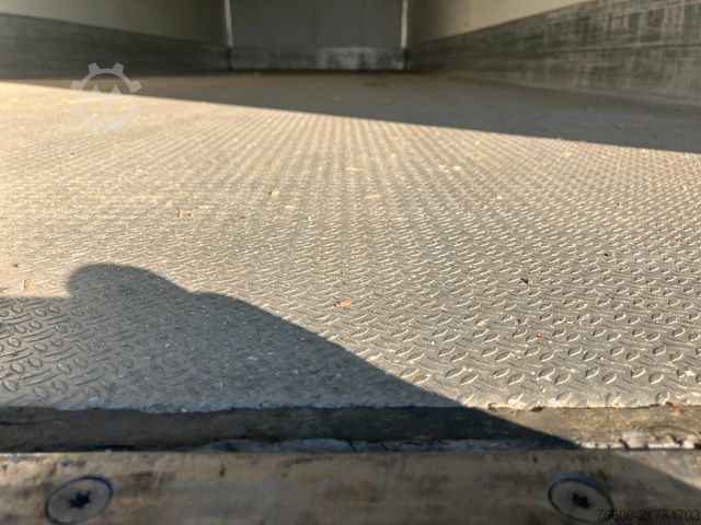 Växelflakssläp KRONE Wechselbrücke Kühlaufbau