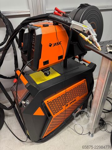 Laserlascabine met JASIC 3rd generatie laser SIEGMUND / JASIC Siegmund Laserschweißzelle 3600x2400x225