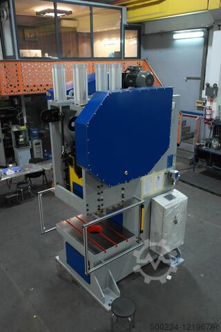 Eksantrik pres 160 ton - C çerçeve Fresan FP 160P Eccentric Press