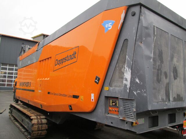 Mobile shredding plant Doppstadt Inventhor 9 K