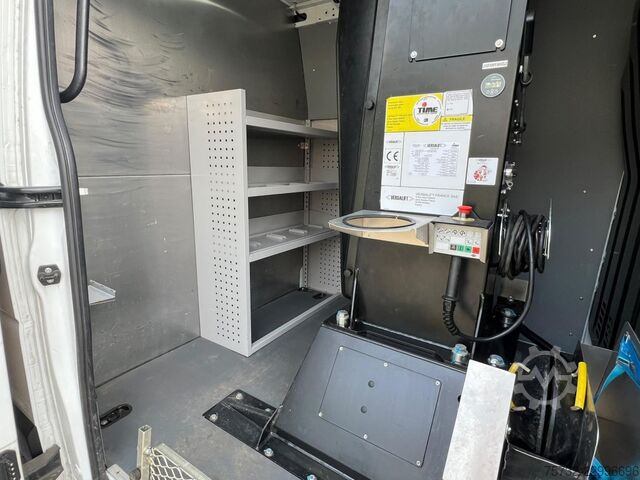 Vrachtwagenhoogwerker Renault Master  Versalift VDTL 14m 2 Per.Korb Nur 41h