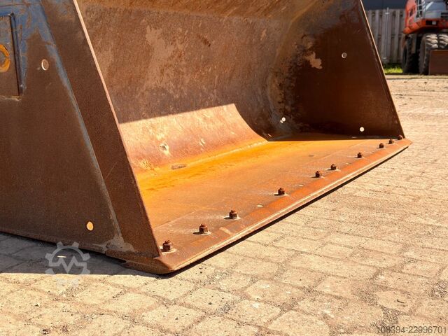 Caterpillar 908M - Snelwisselsysteem / Automatische vetsmering / Palletvorken en bak Caterpillar 908M - Quick Coupler / Automatic Greasing / For...
