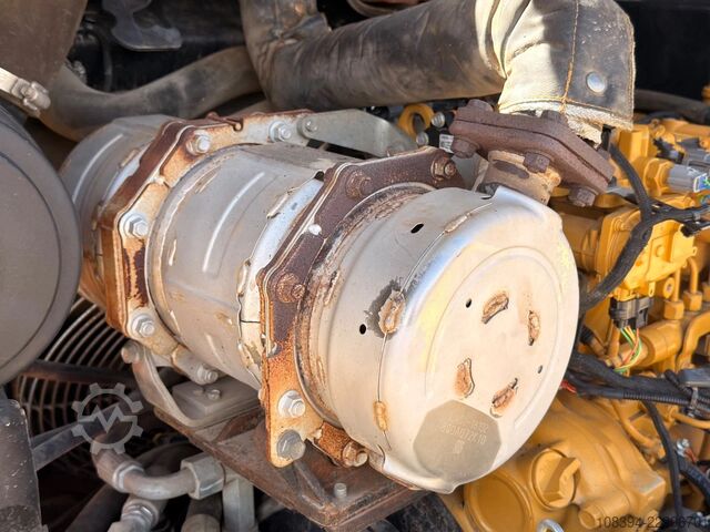 Caterpillar 908M - Snelwisselsysteem / Automatische vetsmering / Palletvorken en bak Caterpillar 908M - Quick Coupler / Automatic Greasing / For...