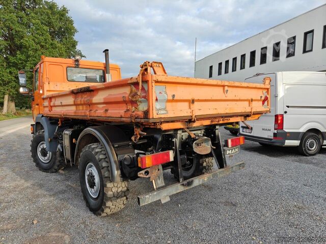  MAN L2000 4x4 10.220 + Army Shelter container