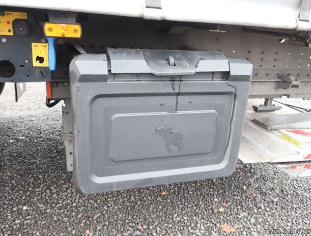 Öppen semitrailer med kapell Schmitz SCS 24 Liftachse Getränkezertifikat LBW