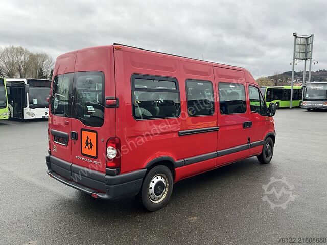 Személyszállítás Opel Movano 2,5 CDTI