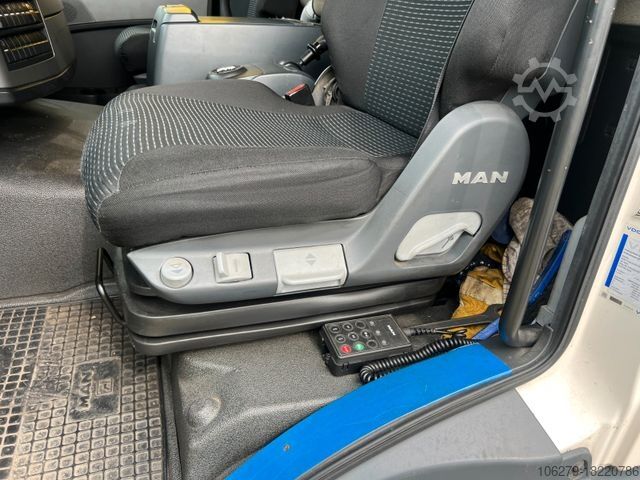 Rashladni kamion MAN 12.220 Kühlwagen