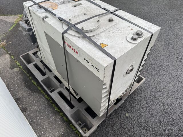 Vývěva Pfeiffer DUO 250 A