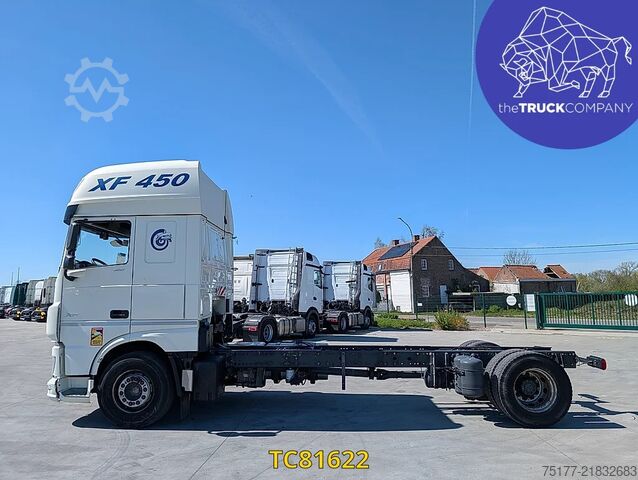 Chassis met cabine DAF XF 450